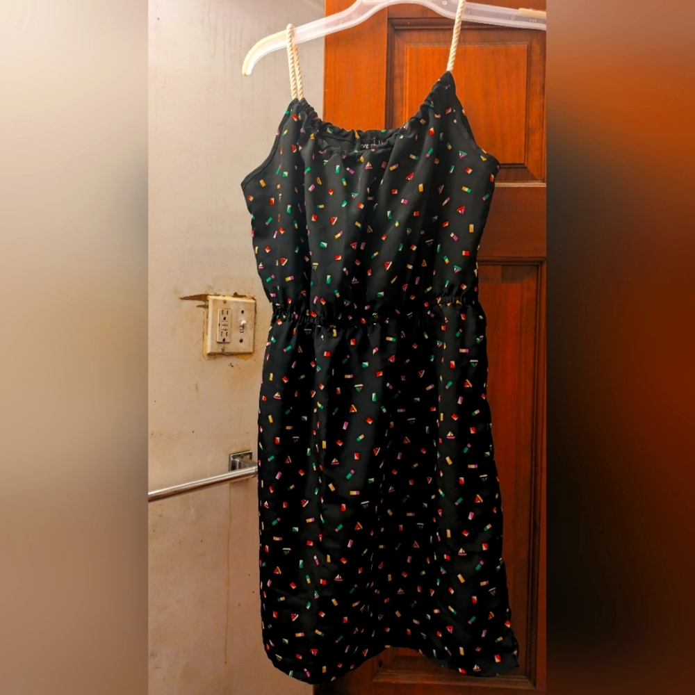 Medium-size dress brand is one clothing